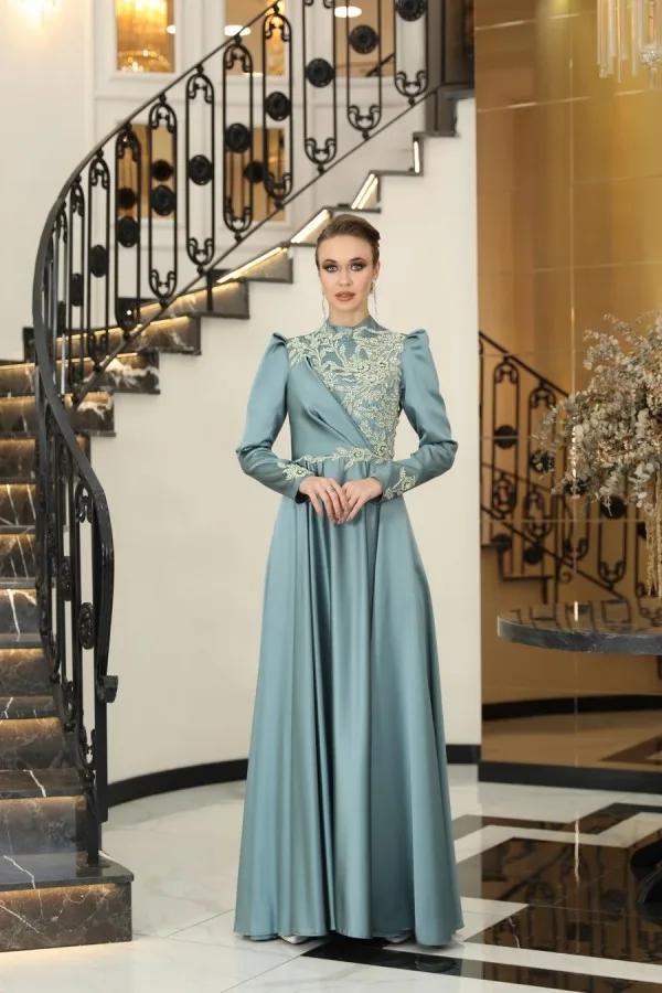 nilufer abiye mint