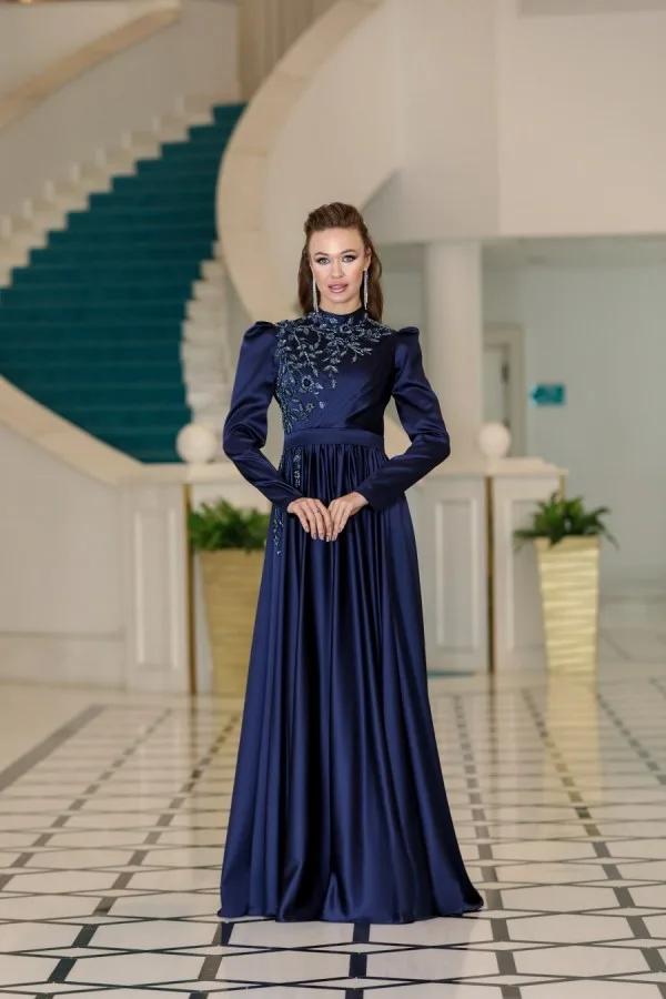 ezgi abiye lacivert